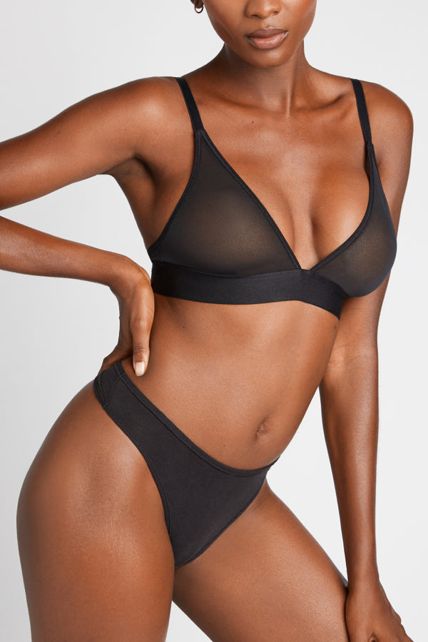 Glacé String Thong in Black