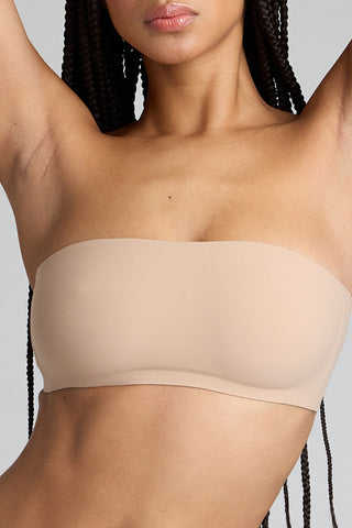 Detail view of Base Bandeau in Buff for sizer