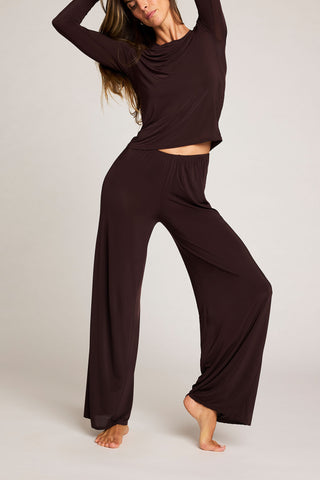 Detail view of Slink Pant in Espresso for sizer